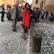 Educatrice laureata presso scienze della formazione, con esperienza nell’aiuto compiti con bambini dalla prima elementare alle medie/Superiori